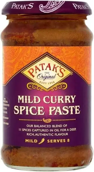 Pataks mild curry paste 